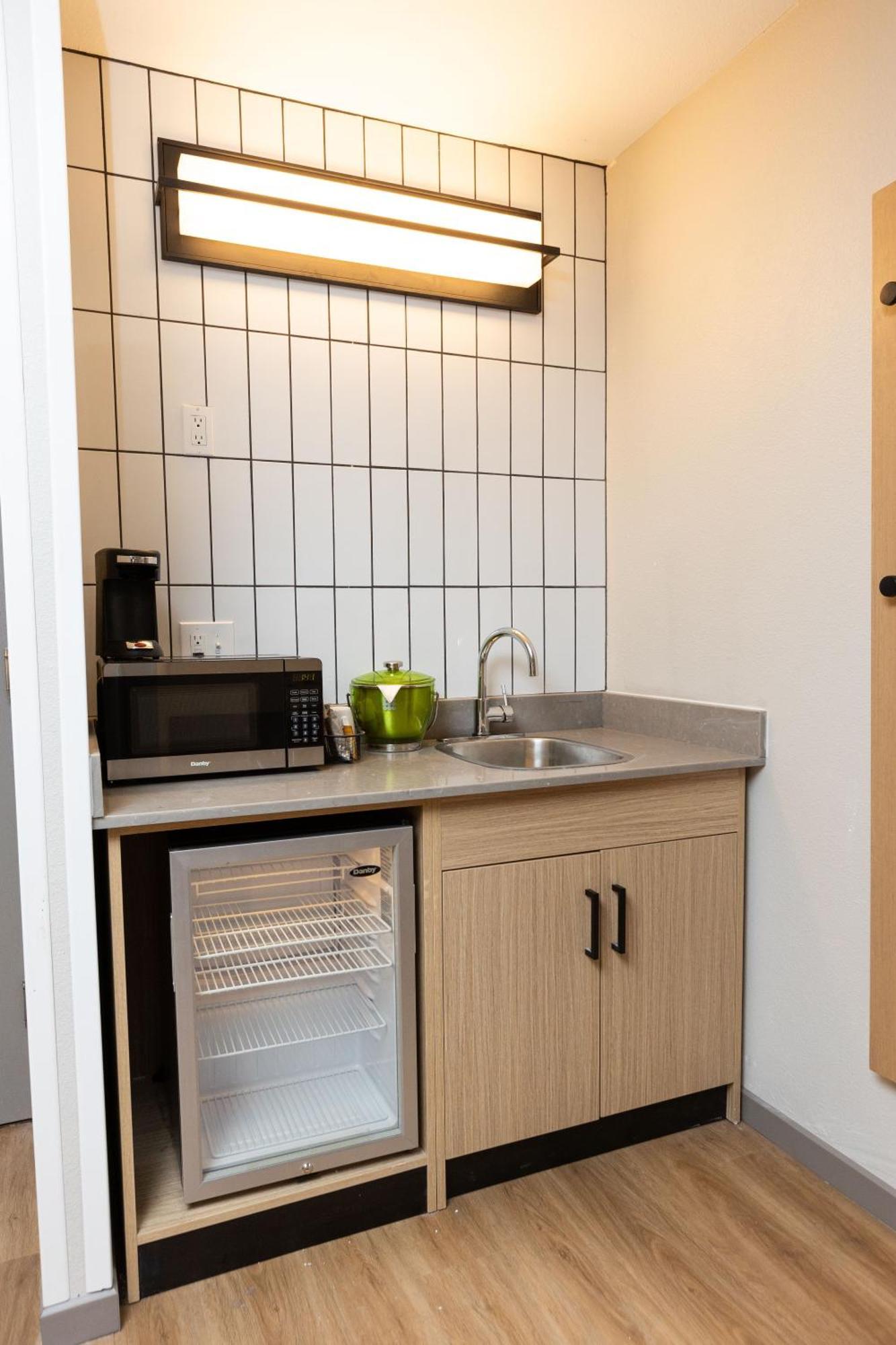 Hyatt Place Charlotte Arrowood Extérieur photo